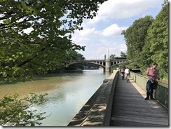 20180711_155558427_iOS